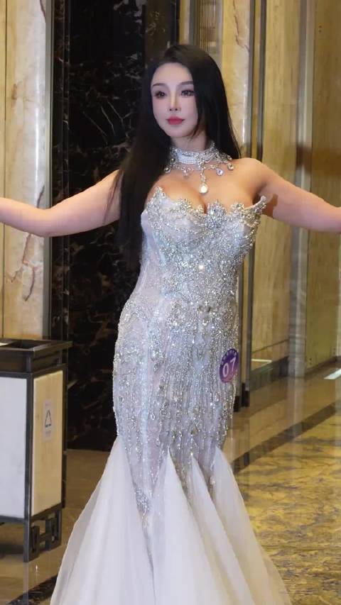 中国女篮未来之星闪耀赛场 上海队逆转山西力挽