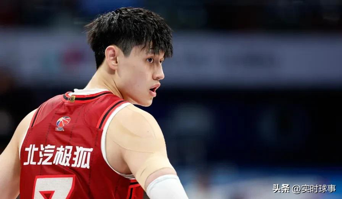 CBA常规赛收官战前外援调整引关注 多队补强冲击