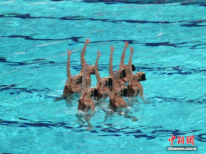 中国花游队西安站摘3金1银 徐汇妍夺冠